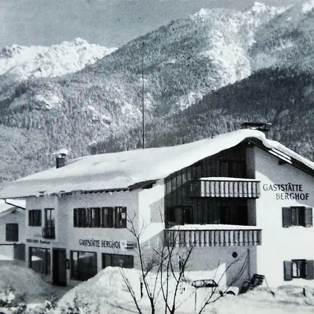 Berghof 3*
